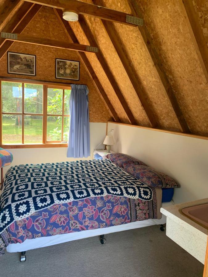 Strahan Backpackers מראה חיצוני תמונה