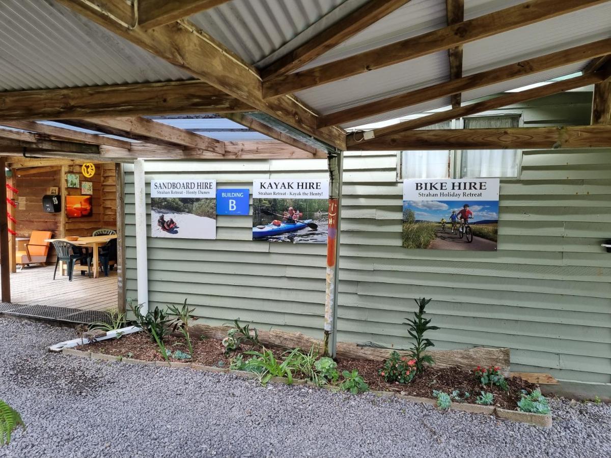 Strahan Backpackers מראה חיצוני תמונה